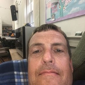 Meet your Posher, Chuck